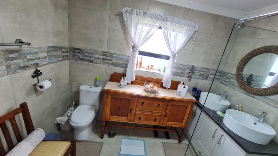 3 Bedroom Property for Sale in Dana Bay Western Cape